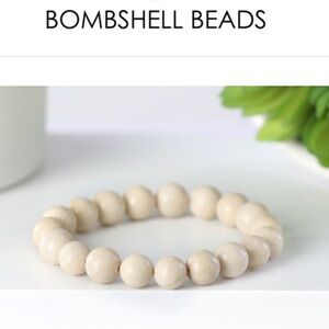 Bombshell Beads Cream Marble Bracelet 10mm